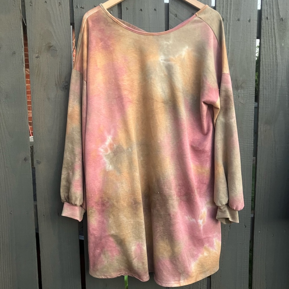 tie dyed long sleeve dress size medium